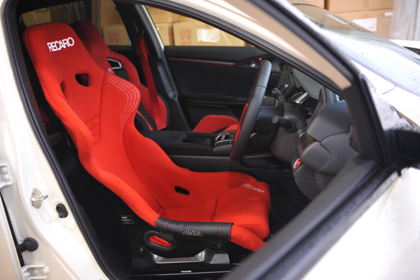 190303_honda_civic_fk8_recaro_rsg_asm_.jpg