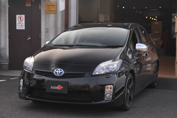 190407_toyota_prius_.jpg