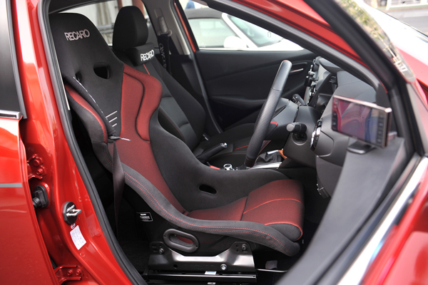 190503_mazda2_asmyokohama_recaro_rsg_.jpg