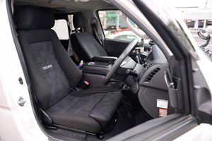 200430_Hiace_recaro_ergomed_asmyokohama.jpg