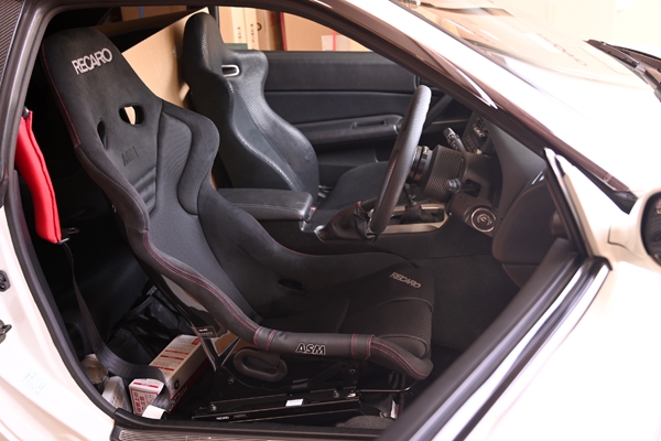 200607_gtr_bcnr34_recaro_rsg_asmlimited_ruby.jpg