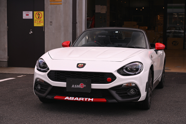 201107_abarth124_asmyokohama_.jpg