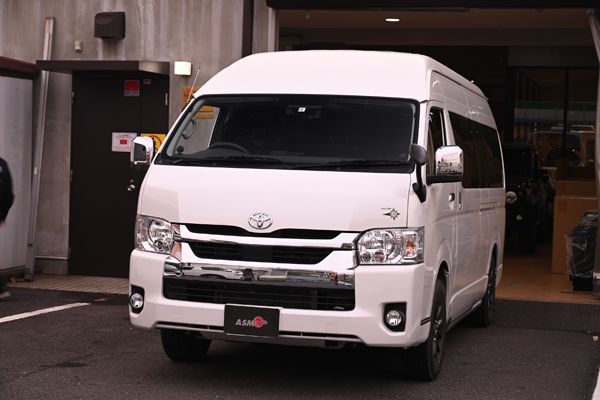 201213_hiace_.jpg