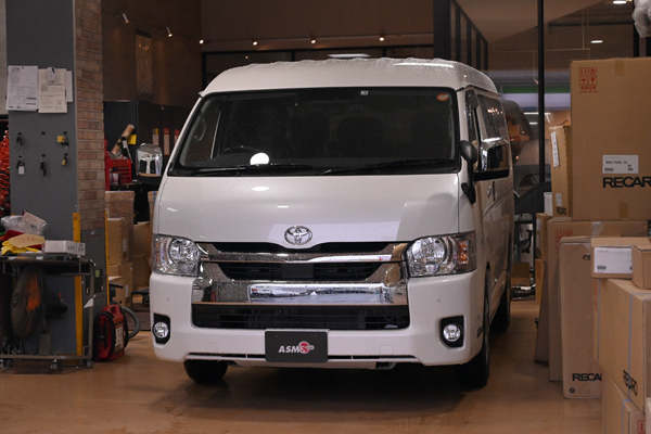 210429_hiace_.jpg