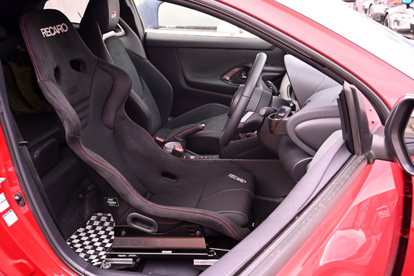 220205_gr_yaris_asmyokohama_recaro_rsg_1.jpg