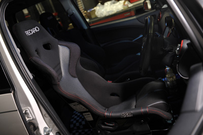 ミツビシ コルト レカロ専門店 ASM -横浜市中区- レカロ(RECARO)シート