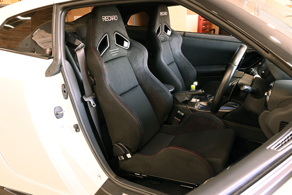 ニッサン GT-R レカロ専門店 ASM -横浜市中区- レカロ(RECARO)シート装着写真・装着例